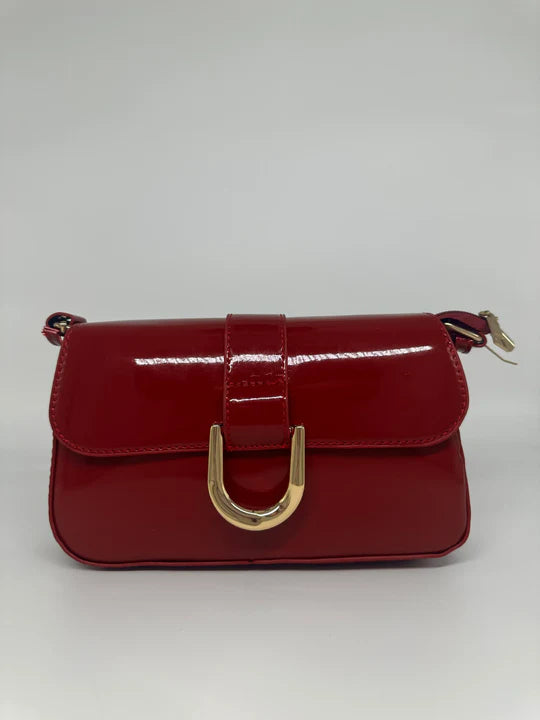 Elegantna lakovana torbica - BORDO