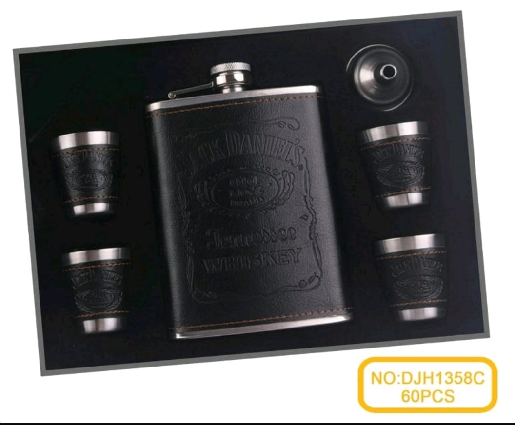 Pljoska sa 4 čašice - Jack Daniels