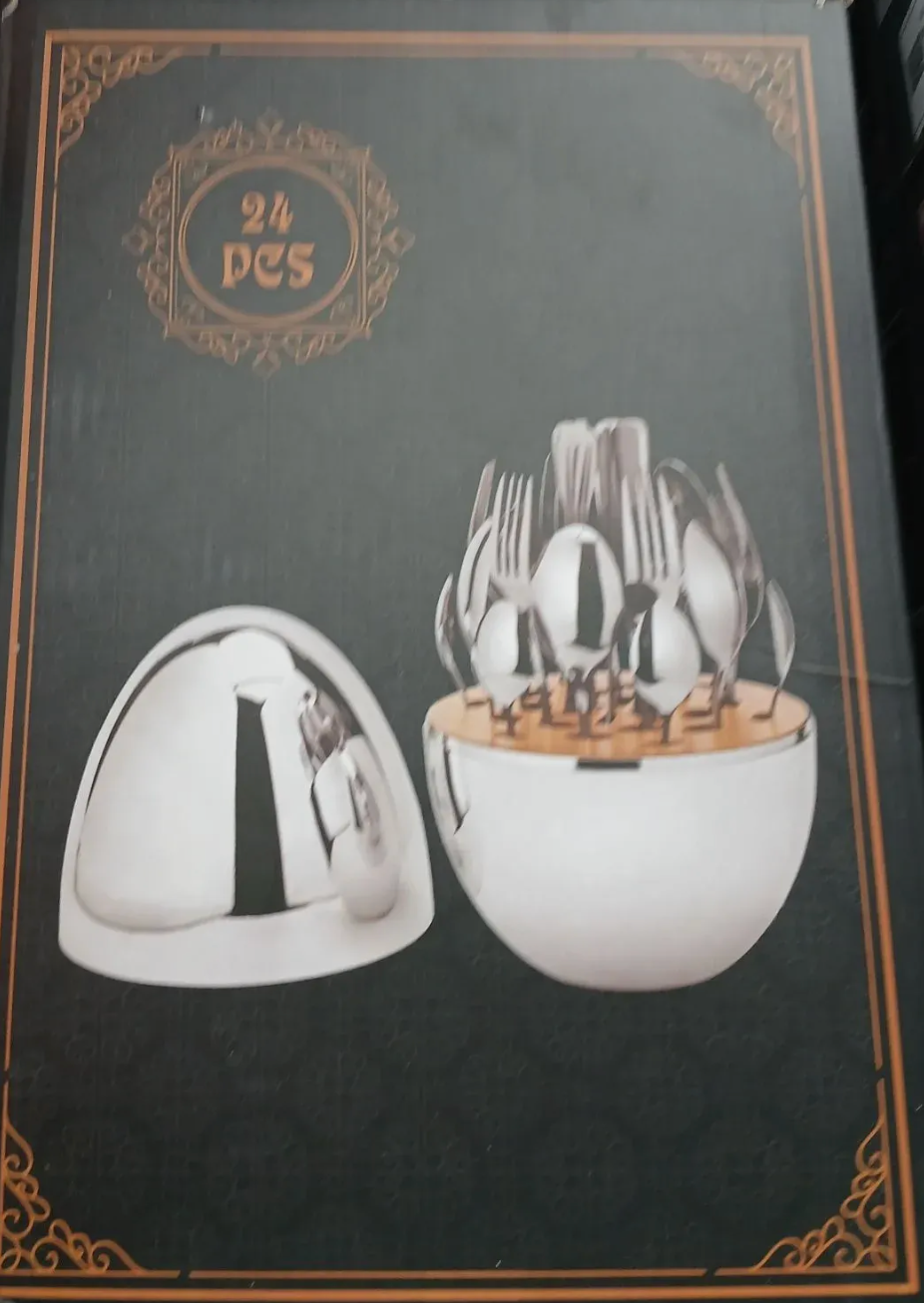 Elegantni set pribora za jelo – za trpezu sa stilom